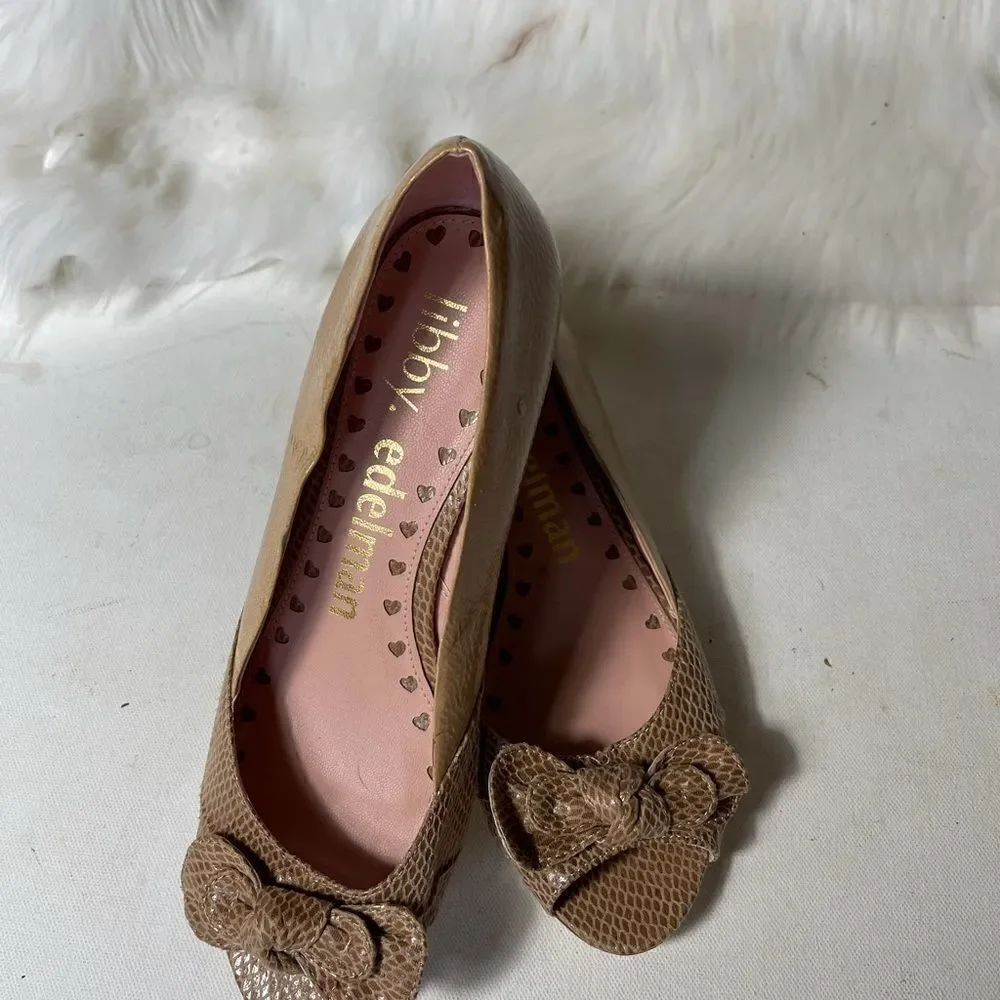 Libby Edelman taupe & brown snake skin print peep toe toe wedge shoes size 8.5